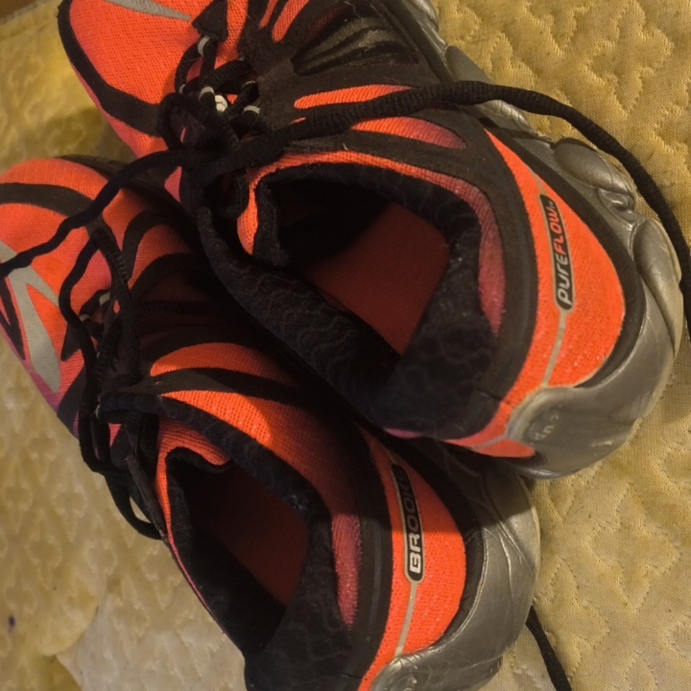 Brooks Red and Black PureFlow Sneakers